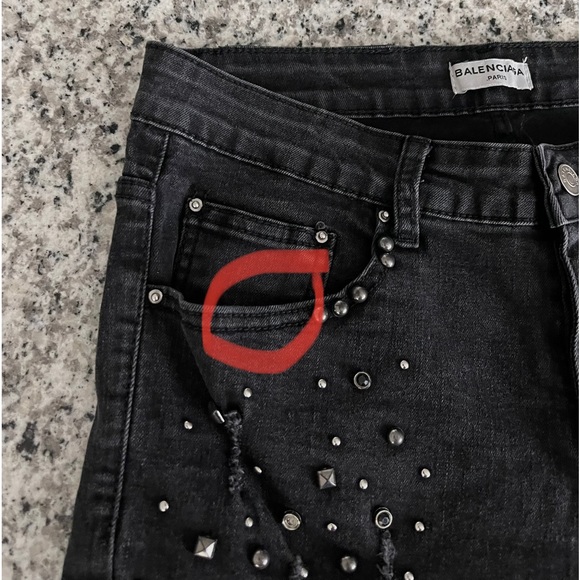 Balanciaga Jeans Mod Omya Crop Studded Distressed Black Denim Women Size 33 - Picture 4 of 7